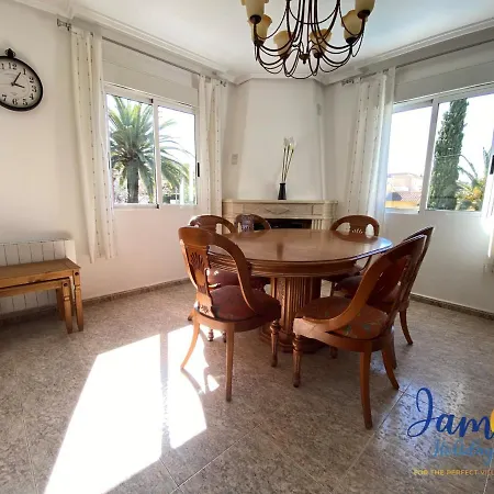 Hotel Los Balcones